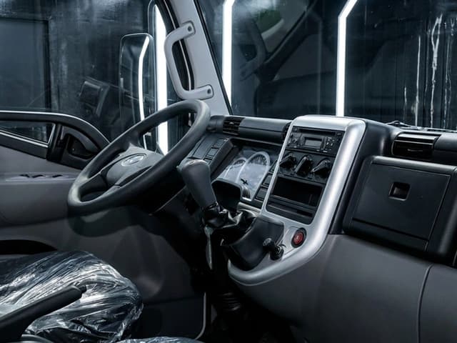 2026 Mitsubishi Canter Single Cabin Cargo 4.2L 4 Cyl Diesel RWD MT - Beyond Autos - www.beyondautos.com