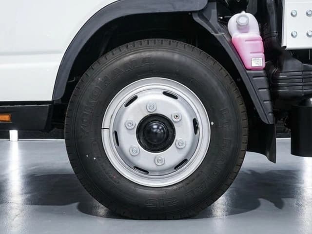 2026 Mitsubishi Canter Single Cabin Cargo 4.2L 4 Cyl Diesel RWD MT - Beyond Autos - www.beyondautos.com