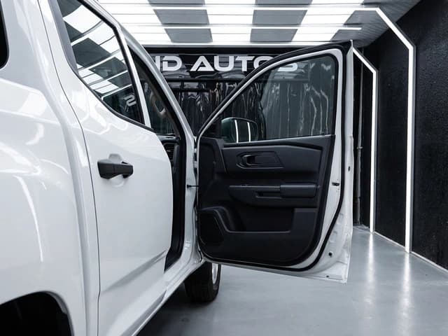 2026 Mitsubishi L200 Basic 2.4L Turbo 4 Cyl Diesel 4WD MT - Beyond Autos - www.beyondautos.com