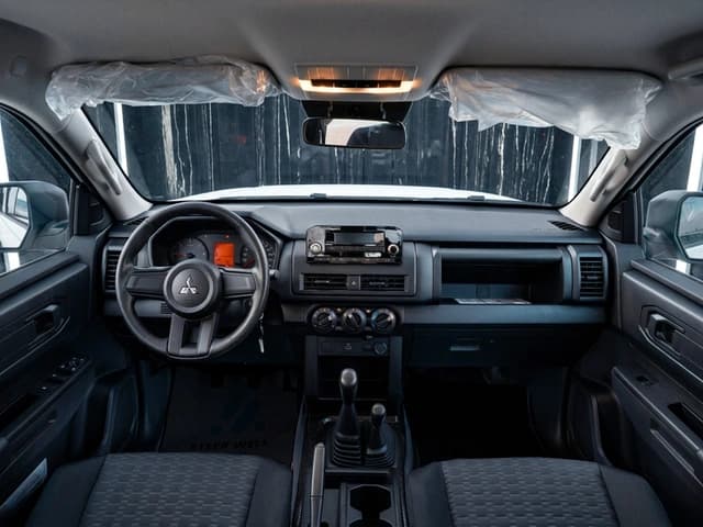2026 Mitsubishi L200 Basic 2.4L Turbo 4 Cyl Diesel 4WD MT - Beyond Autos - www.beyondautos.com