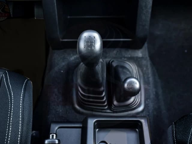 2026 Mitsubishi L200 GL 2.4L 4 Cyl Petrol 4WD MT - Beyond Autos - www.beyondautos.com