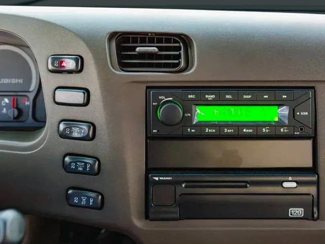 2026 Mitsubishi Rosa Standard 4.2L 4 Cyl Diesel RWD MT - Beyond Autos - www.beyondautos.com