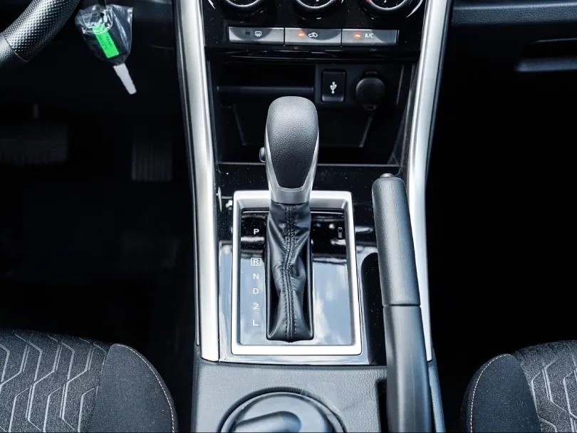 2026 Mitsubishi Xpander Mid line 1.5L L4 Petrol AT - Beyond Autos - www.beyondautos.com