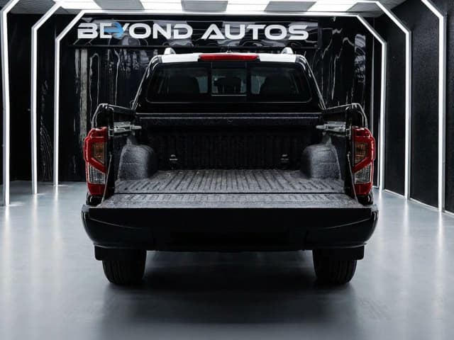 2026 Nissan Navara LE 4X4 2.5L 4 Cyl Petrol 4WD MT - Beyond Autos - www.beyondautos.com