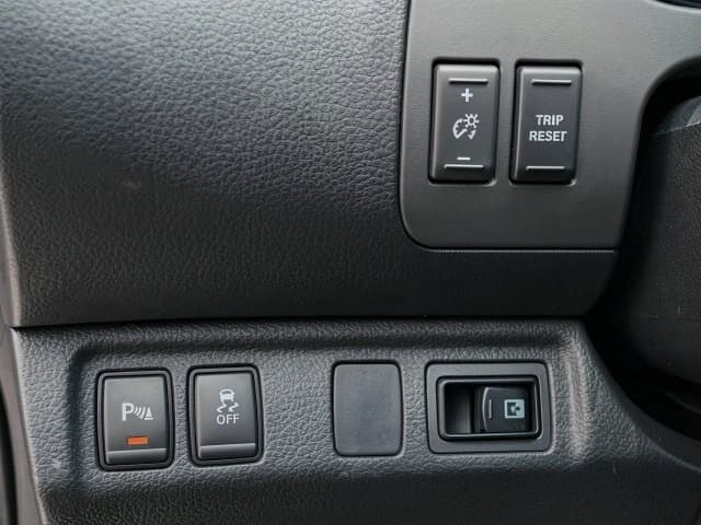 2026 Nissan Navara PRO-4X 2.5L Turbo 4 Cyl Diesel 4WD AT - Beyond Autos - www.beyondautos.com