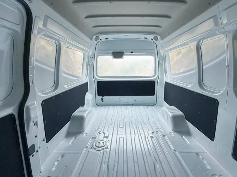 2026 Nissan Urvan Panel 2.5L 4 Cyl Diesel RWD MT - Beyond Autos - www.beyondautos.com