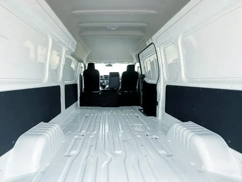 2026 Nissan Urvan Panel 2.5L 4 Cyl Diesel RWD MT - Beyond Autos - www.beyondautos.com