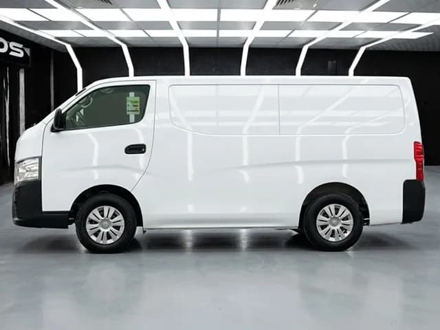 2026 Nissan-Urvan-2.5L 4 Cyl Diesel RWD AT - Beyond Autos - www.beyondautos.com