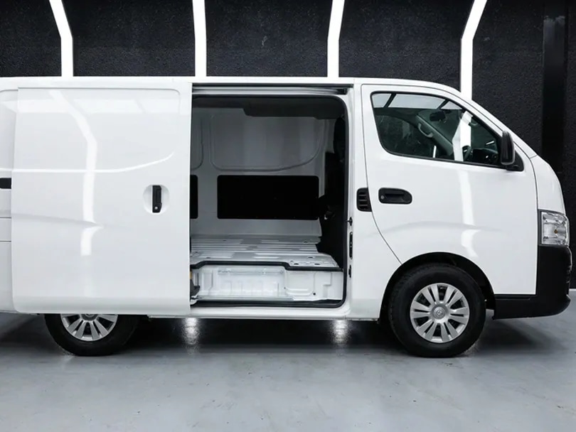 2026 Nissan-Urvan-2.5L 4 Cyl Diesel RWD AT - Beyond Autos - www.beyondautos.com