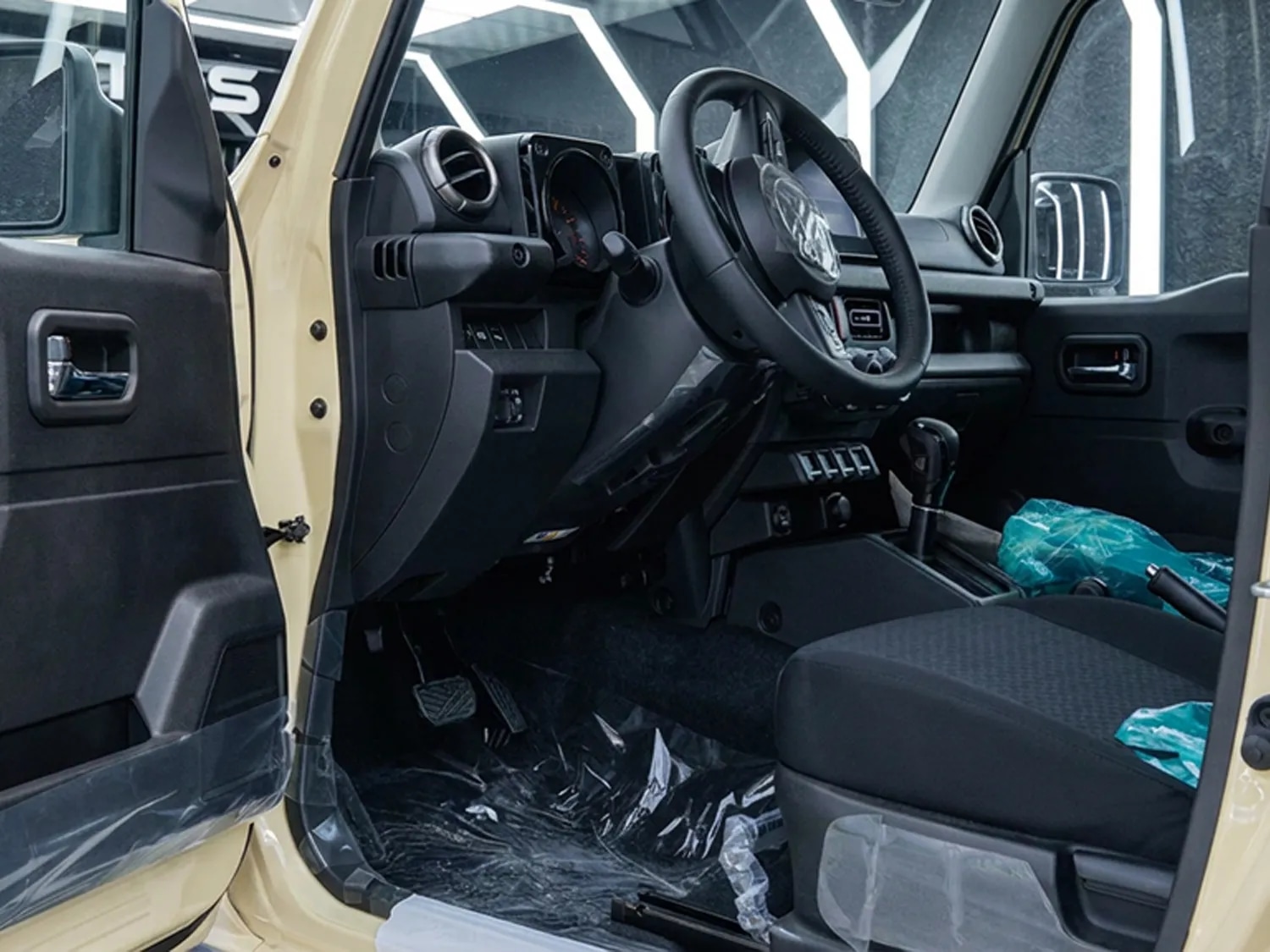 2026 Suzuki Jimny GL 5 Doors 1.5L 4 Cyl Petrol 4WD AT- Beyond Autos - www.beyondautos.com