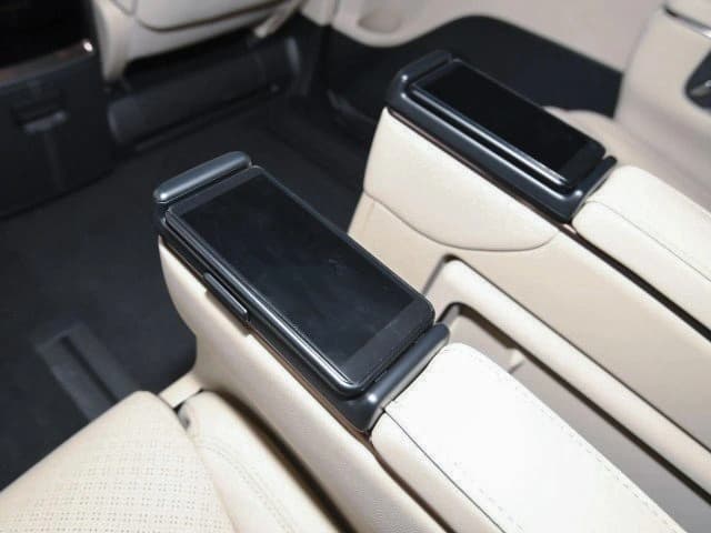2026 Toyota Alphard Premium 2.5L 4 Cyl Hybrid 4WD CVT - Beyond Autos - www.beyondautos.com