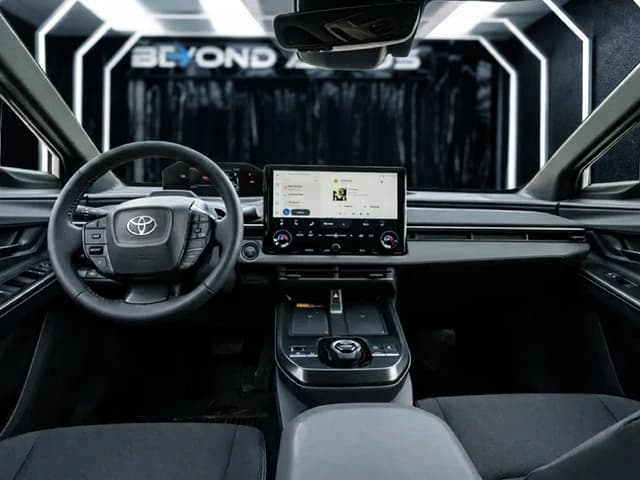 2026 Toyota C-HR XSE 198.1 kW 125.2 lb-ft EV AWD AT - Beyond Autos - www.beyondautos.com