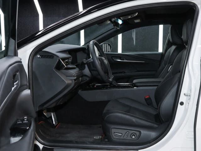 2026 Toyota Camry Sport 2.0L 4 Cyl Hybrid FWD CVT - Beyond Autos - www.beyondautos.com