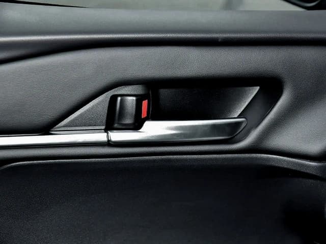 2026 Toyota Camry Sport 2.0L 4 Cyl Hybrid FWD CVT - Beyond Autos - www.beyondautos.com
