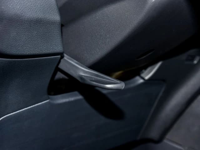 2026 Toyota Frontlander 2.0L E-CVT Luxury Edition HEV FWD AT - Beyond Autos - www.beyondautos.com