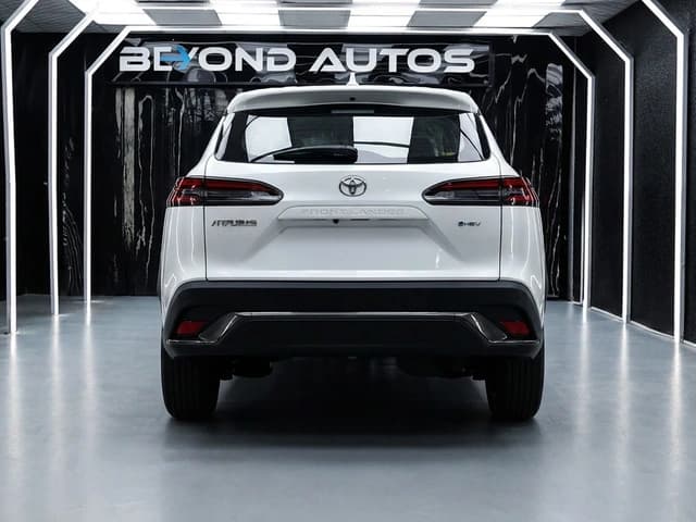 2026 Toyota Frontlander 2.0L E-CVT Luxury Edition HEV FWD AT - Beyond Autos - www.beyondautos.com