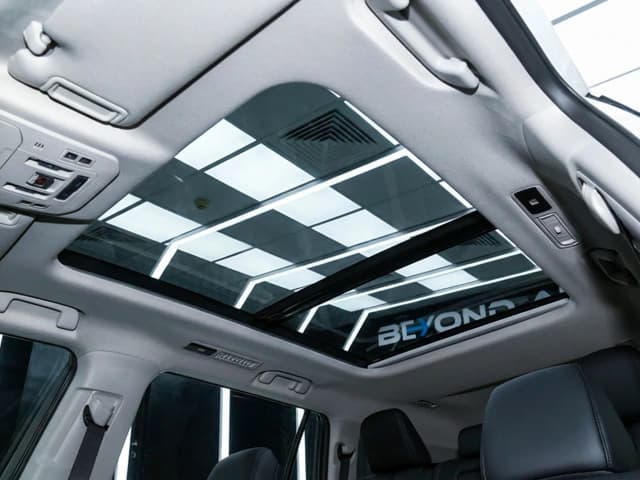 2026 Toyota Highlander Luxury 2.5L 4 Cyl Hybrid AWD CVT - Beyond Autos - www.beyondautos.com