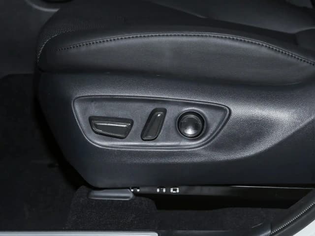 2026 Toyota Highlander Luxury 2.5L 4 Cyl Hybrid AWD CVT - Beyond Autos - www.beyondautos.com