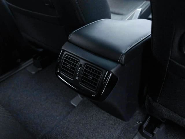 2026 Toyota Hilux Adventure 2.8L 4 Cyl Diesel 4WD AT - Beyond Autos - www.beyondautos.com