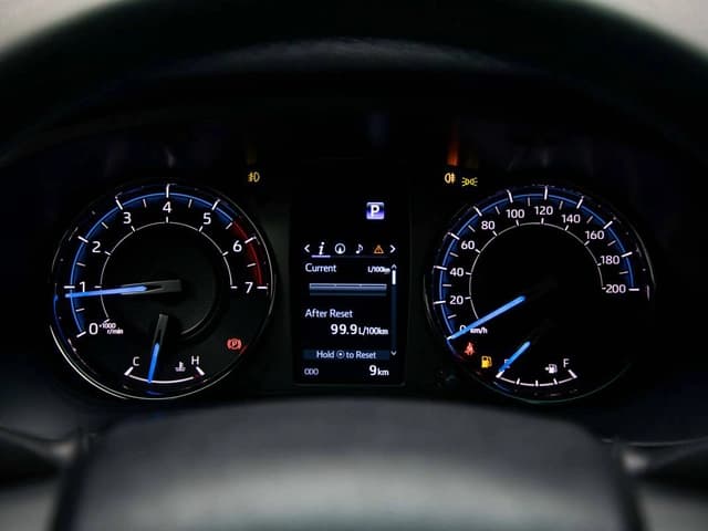 2026 Toyota Hilux Adventure Adventure 4.0L 6 Cyl Petrol 4WD AT - Beyond Autos - www.beyondautos.com