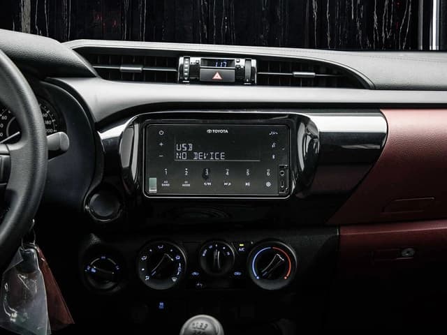2026 Toyota Hilux DLX 2.4L 4 Cyl Diesel 4WD MT - Beyond Autos - www.beyondautos.com