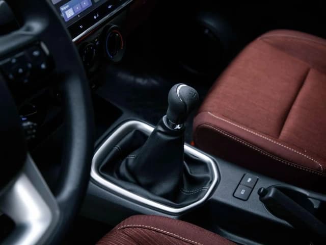 2026 Toyota Hilux GLX 2.7L 4 Cyl Petrol 4WD MT - Beyond Autos - www.beyondautos.com