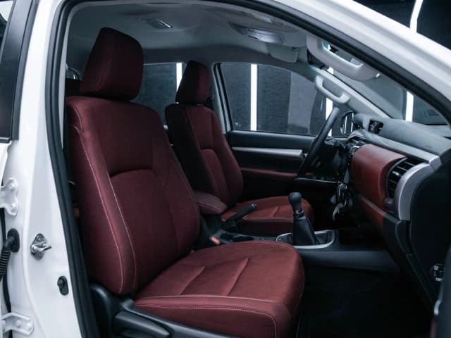 2026 Toyota Hilux GLX 2.7L 4 Cyl Petrol 4WD MT - Beyond Autos - www.beyondautos.com