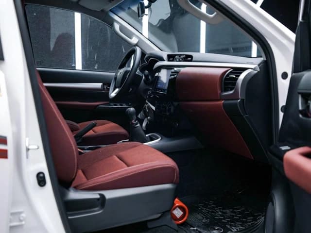 2026 Toyota Hilux GLX 2.7L 4 Cyl Petrol 4WD MT - Beyond Autos - www.beyondautos.com