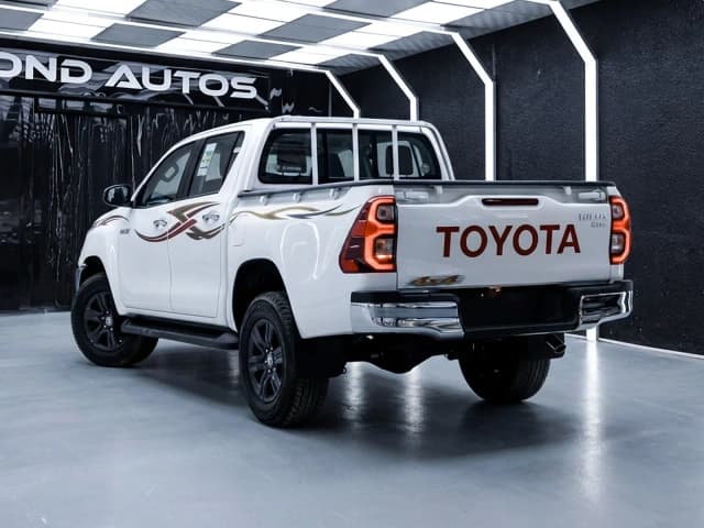 2026 Toyota Hilux GLX 2.7L 4 Cyl Petrol 4WD MT - Beyond Autos - www.beyondautos.com