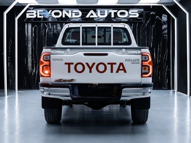 2026 Toyota Hilux GLX 2.7L 4 Cyl Petrol 4WD MT - Beyond Autos - www.beyondautos.com