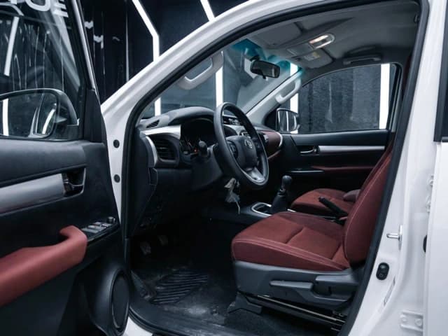 2026 Toyota Hilux GLX 2.7L 4 Cyl Petrol 4WD MT - Beyond Autos - www.beyondautos.com