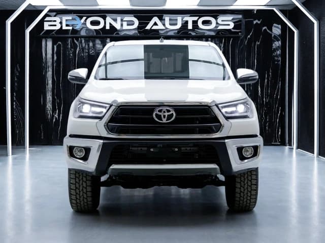 2026 Toyota Hilux SR5 2.7L 4 Cyl Petrol 4WD MT - Beyond Autos - www.beyondautos.com