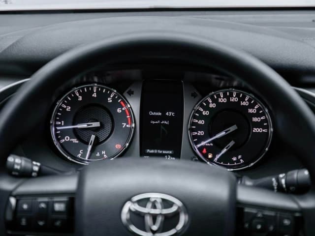 2026 Toyota Hilux SR5 2.7L 4 Cyl Petrol 4WD MT - Beyond Autos - www.beyondautos.com