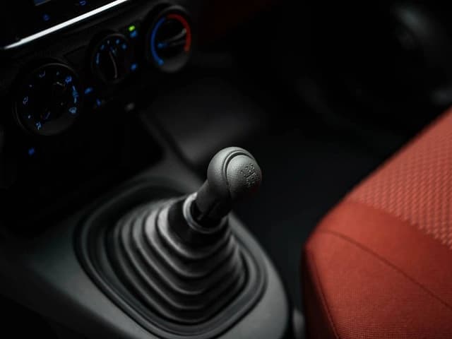 2026 Toyota Hilux Single Cab 2.7L 4 Cyl Petrol 4WD MT - Beyond Autos - www.beyondautos.com