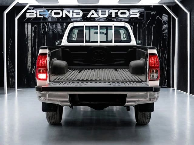 2026 Toyota Hilux Single Cab 2.7L 4 Cyl Petrol 4WD MT - Beyond Autos - www.beyondautos.com