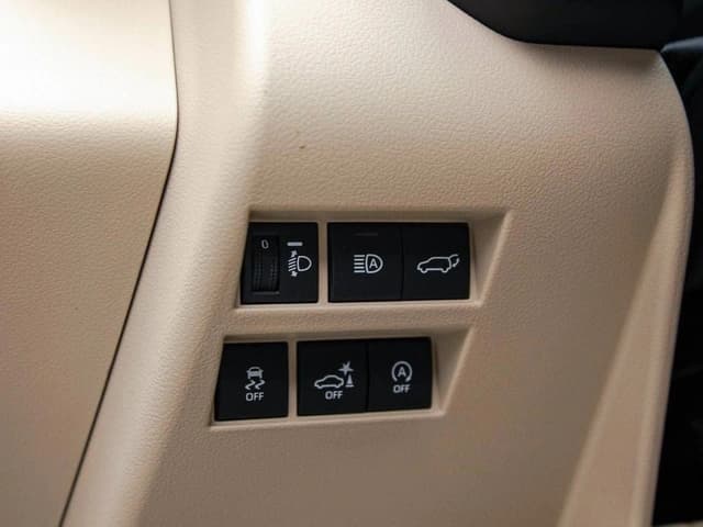 2026 Toyota Land Cruiser 300 GXR 3.5L Twin Turbo 6 Cyl Petrol 4WD AT - Beyond Autos - www.beyondautos.com