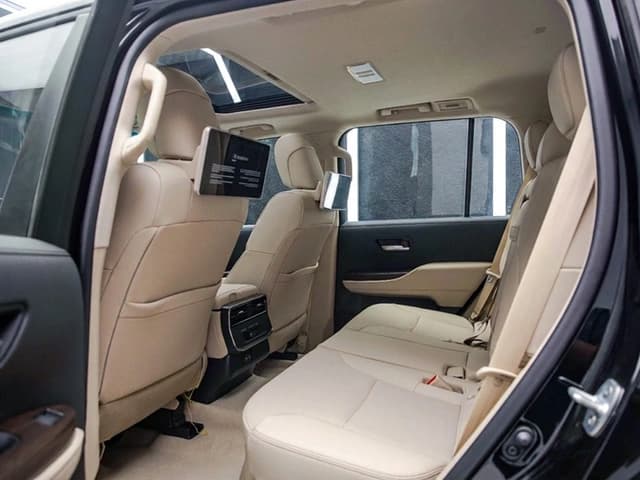 2026 Toyota Land Cruiser 300 GXR 3.5L Twin Turbo 6 Cyl Petrol 4WD AT - Beyond Autos - www.beyondautos.com