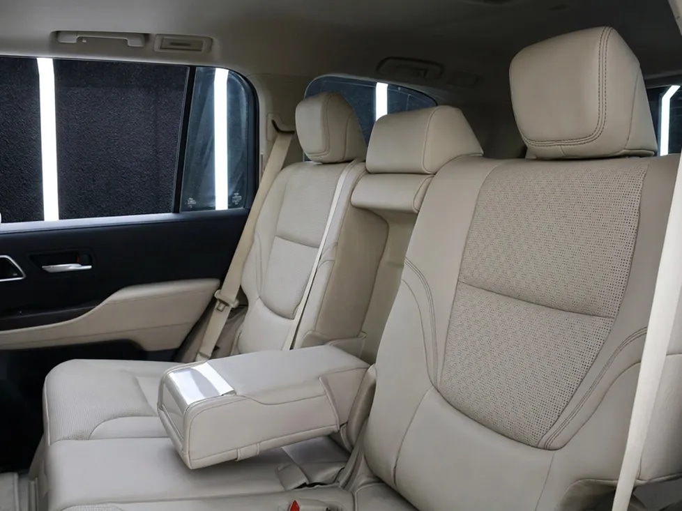 2026 Toyota Land Cruiser LC300 ZX 3.3L 6 Cyl Diesel 4WD AT - Beyond Autos - www.beyondautos.com