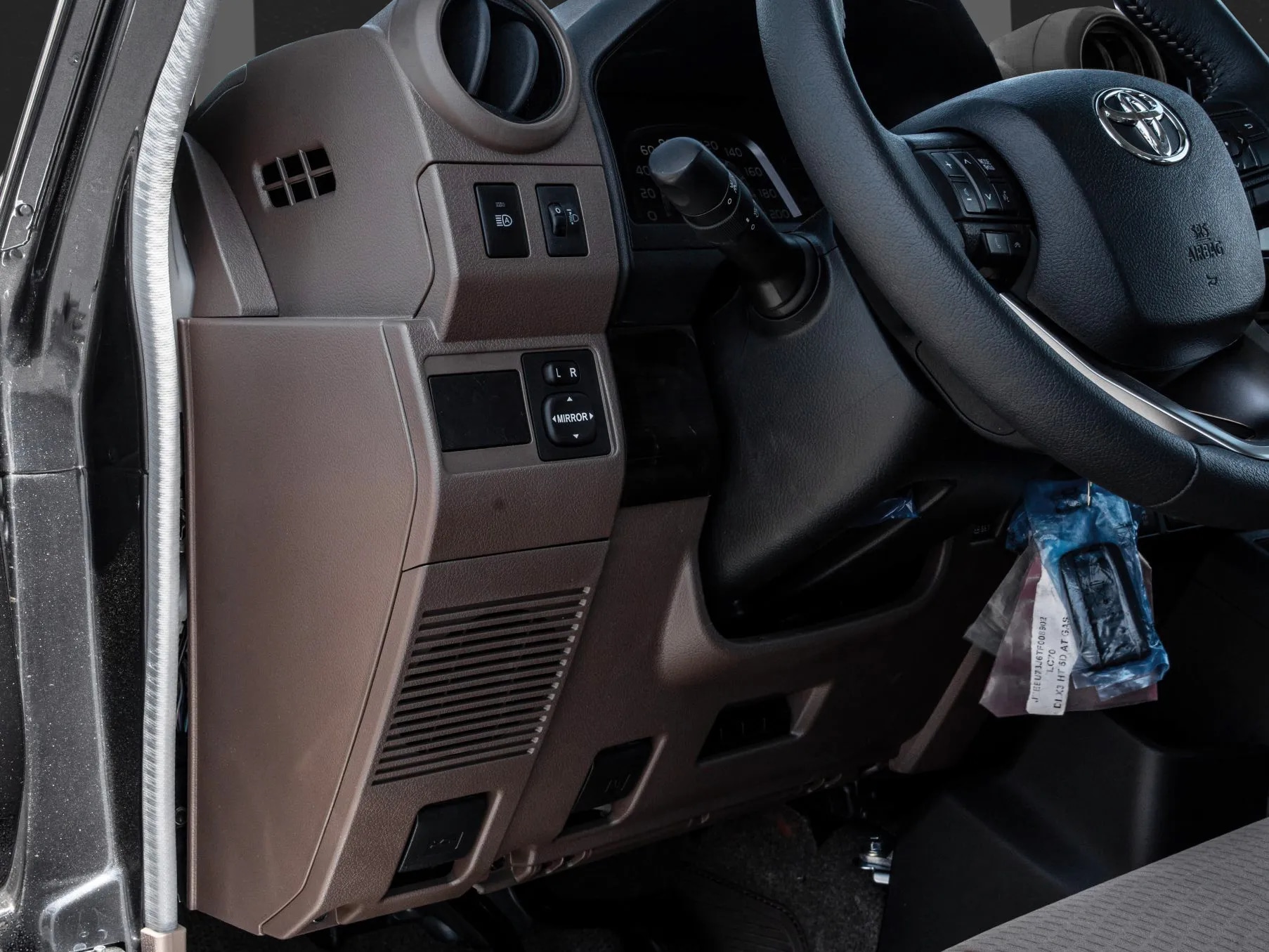 2026 Toyota Land Cruiser LC76 4.0L V6 Petrol - Beyond Autos - www.beyondautos.com