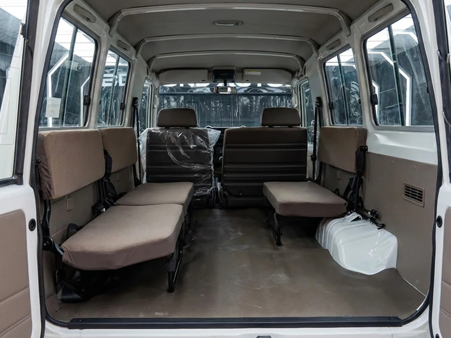 2026 Toyota Land Cruiser LC78 4.0L 6 Cyl Petrol 4WD MT - Beyond Autos - www.beyondautos.com