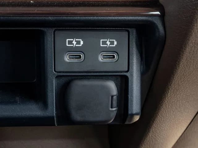 2026 Toyota Land Cruiser LC79 2.8L L4 Turbo - Beyond Autos - www.beyondautos.com