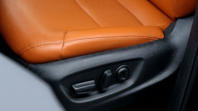 2026 Toyota Land Cruiser Prado J250 TXL-1 2.4LT L4 Petrol AT - Beyond Autos - www.beyondautos.com