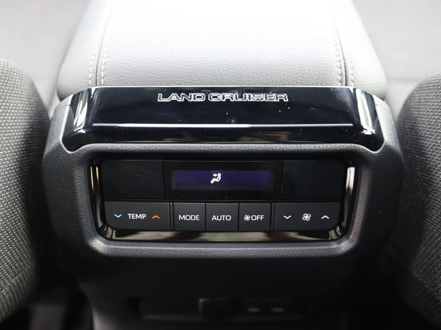 2026 Toyota Land Cruiser Prado J250 TXL-1 2.4LT L4 Petrol AT - Beyond Autos - www.beyondautos.com