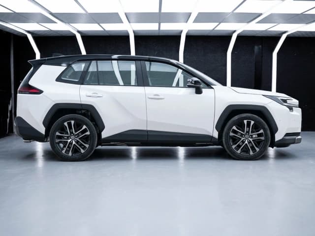 2026 Toyota Rav4 Flagship Edition 2.5L 4 Cyl Hybrid Dual Motor AWD - Beyond Autos - www.beyondautos.com