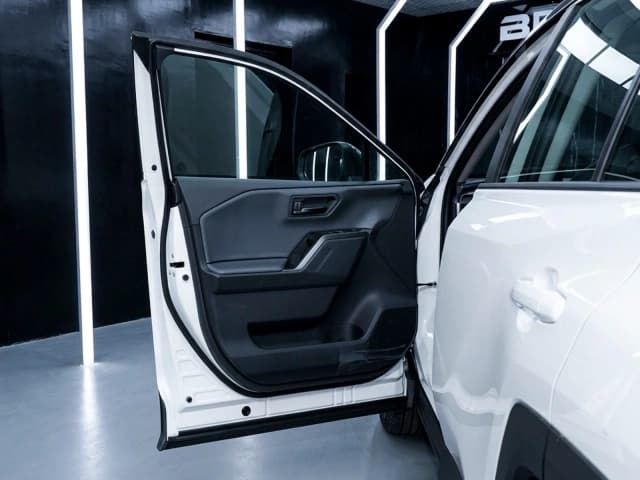 2026 Toyota Rav4 Flagship Edition 2.5L 4 Cyl Hybrid Dual Motor AWD - Beyond Autos - www.beyondautos.com