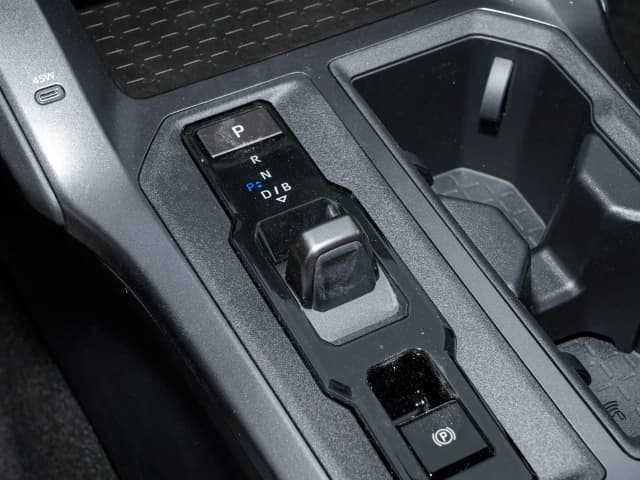 2026 Toyota Rav4 Flagship Edition 2.5L 4 Cyl Hybrid Dual Motor AWD - Beyond Autos - www.beyondautos.com