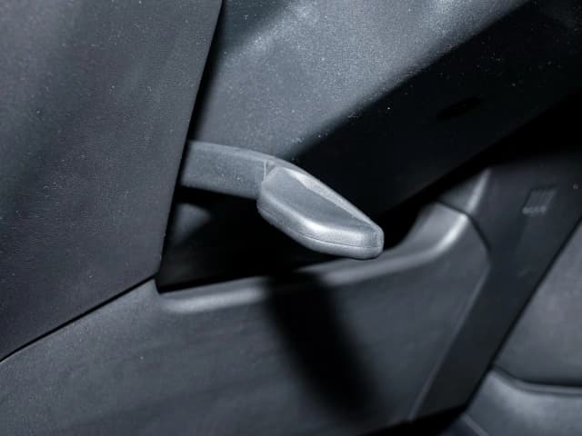 2026 Toyota Rav4 Flagship Edition 2.5L 4 Cyl Hybrid Dual Motor AWD - Beyond Autos - www.beyondautos.com