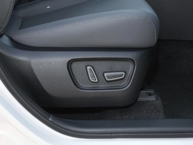 2026 Toyota Rav4 Luxury Edition 2.0L 4 Cyl Petrol AWD CVT - Beyond Autos - www.beyondautos.com
