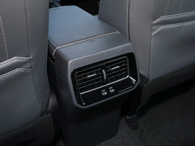 2026 Toyota Rav4 Luxury Edition 2.0L 4 Cyl Petrol AWD CVT - Beyond Autos - www.beyondautos.com