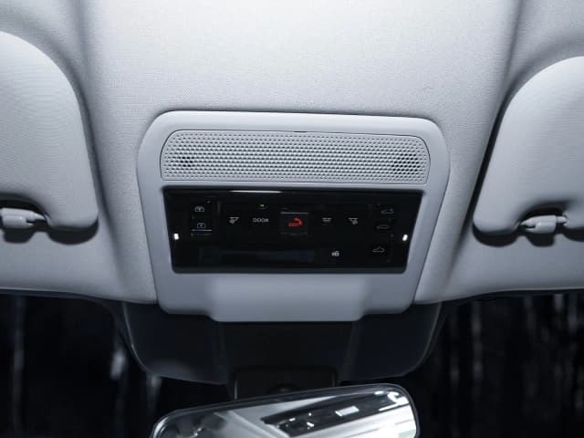 2026 Toyota Rav4 Luxury Edition 2.5L 4 Cyl Hybird AWD - Beyond Autos - www.beyondautos.com